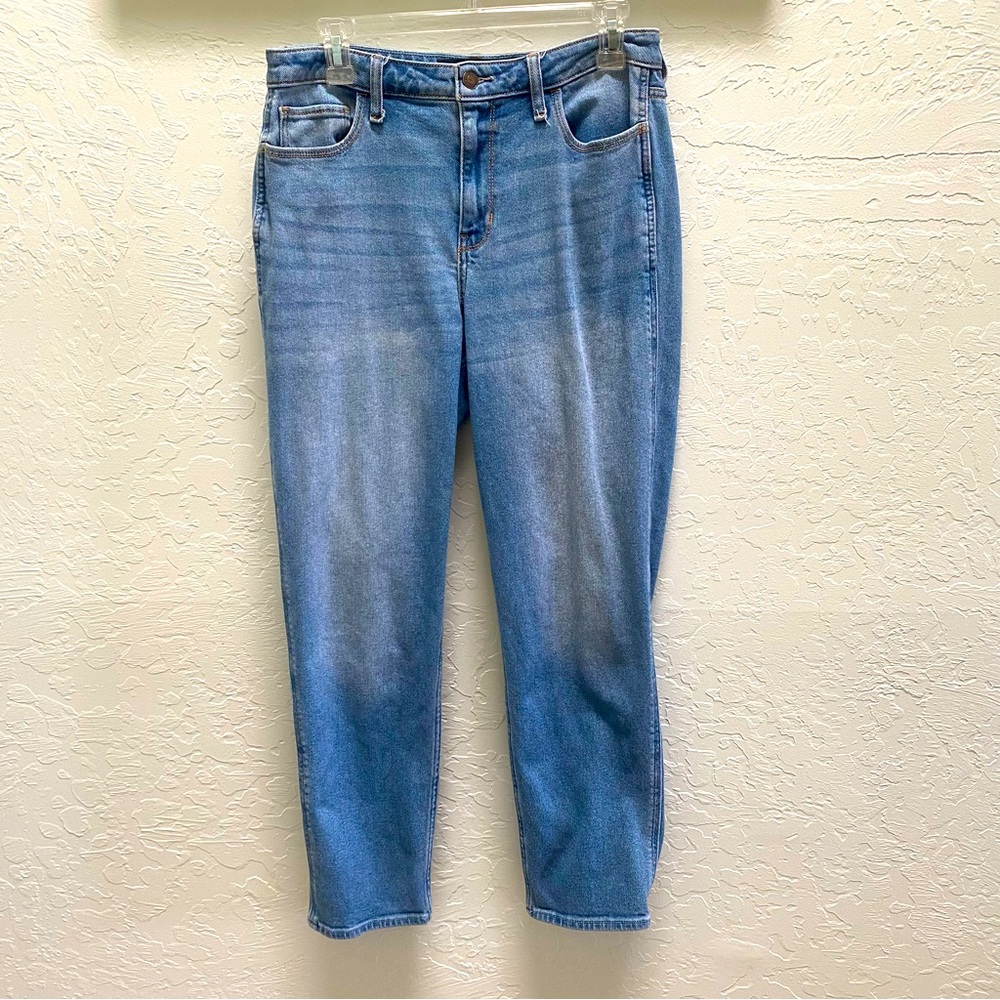 Hollister Jeans Women’s 13R Ultra High-Rise Mom Light Wash Blue Denim W31-L27